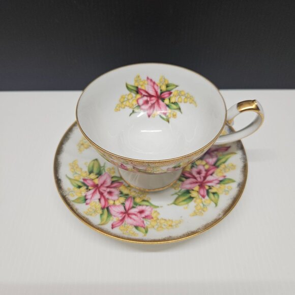 Shafford Bone China Pink Orchids Footed Teacup and Saucer With Gold Trim japan - Picture 2 of 8